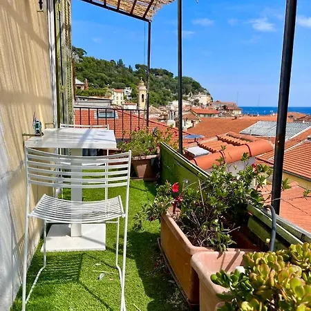 Cosy Penthouse Old Town Sea View Little Terraces Air Conditionned * Nice