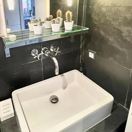 Cosy Penthouse Old Town Sea View Little Terraces Air Conditionned Apartment Nice