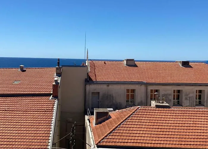 Cosy Penthouse Old Town Sea View Little Terraces Air Conditionned Appartamento Nizza